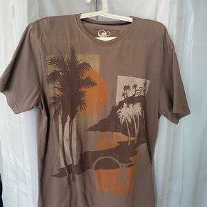 Vintage OP Graphic T-Shirt with Palm Tree Design